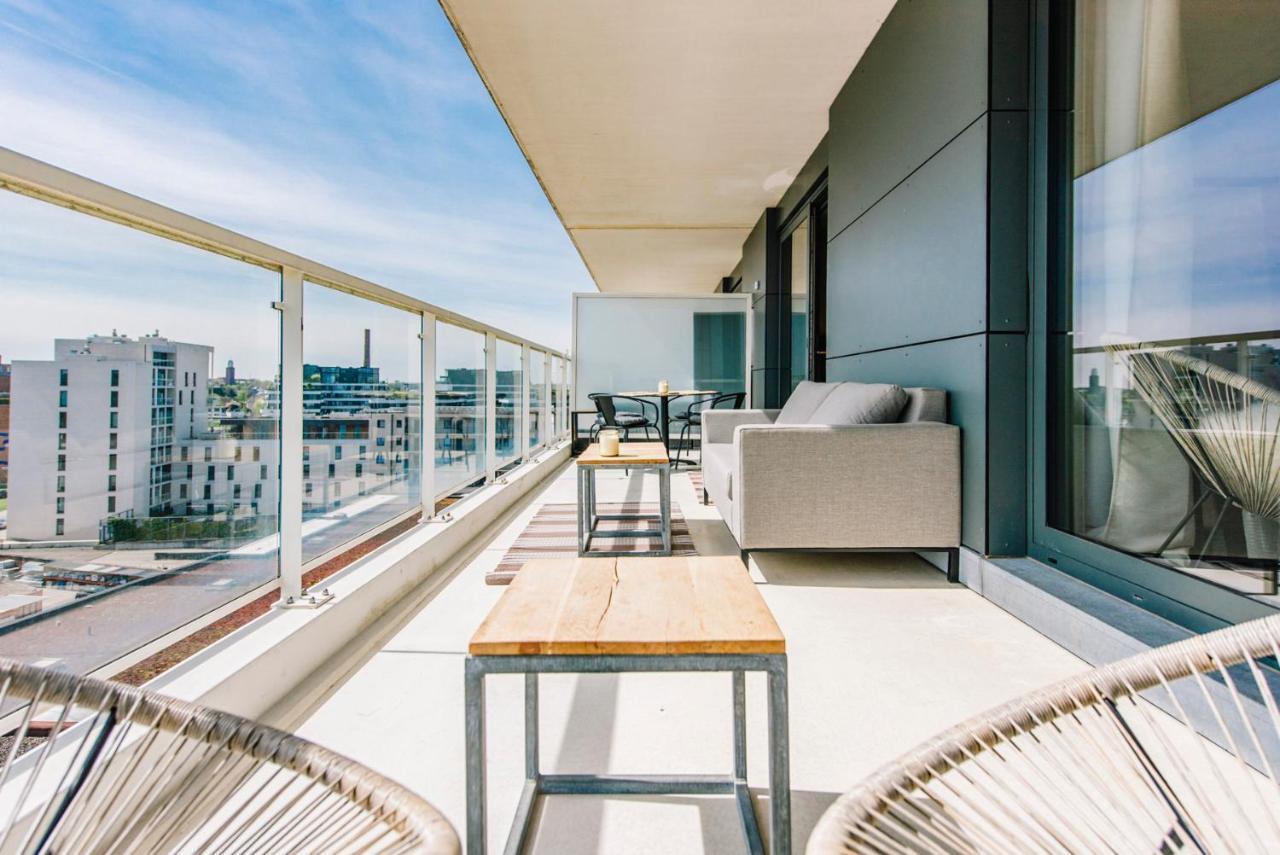 Shs Homes-Luxe Highrise, 2 Bedrooms, Kitchen, Free Parking, Stunning View, Large Tarrasse, Workspace Хасселт Экстерьер фото
